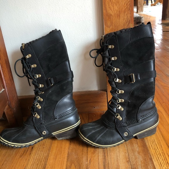 Sorel Boots - Picture 4 of 6